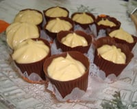 Copinhos de chocolate com Mousse de Maracujá