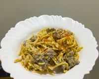 Espaguete contrafilé ao molho branco