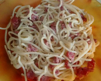 Macarrão alho e óleo com linguiça toscana da Lory