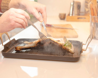 Não sofra mais com cheiro de fritura: 3 truques simples para livrar a sua cozinha do odor de gordura