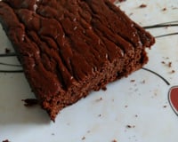 Bolo de chocolate sem leite, sem farinha e sem açúcar