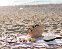 Confira 4 itens essenciais para quem vai curtir a praia neste verão