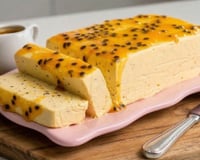 Mousse de maracujá de corte firme e cremosa sem gelatina e sem ovo