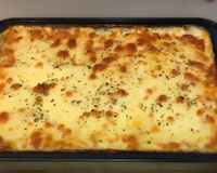 Macarrão de forno pro domingão que aprendi com uma dona de restaurante: com um creme branco delicioso, receita é fácil e econômica