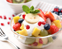 Como servir frutas na sobremesa? Veja 3 opções para inserir a fruta após as refeições