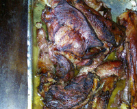 Carneiro assado no forno