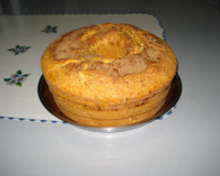 Bolo de fubá com canela