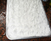 Bolo tentação de marshmallow gelado