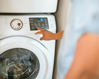 Pouca gente usa o ciclo certo na máquina: a ciência revela como lavar roupas para aumentar sua durabilidade