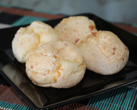 Pão de queijo mineiro