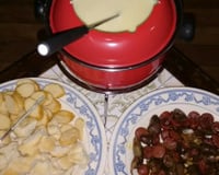 Fondue de queijo barato e fácil