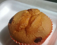 Bolinho de baunilha com gotas de chocolate