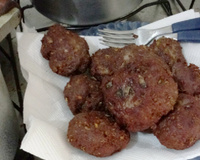 Bolinho de carne moída