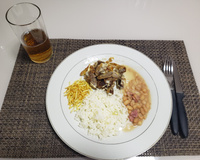 Tiras de filé mignon ao catupiry