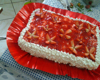 Bolo mousse de morango