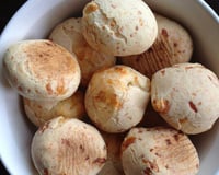 Pão de queijo mineiro