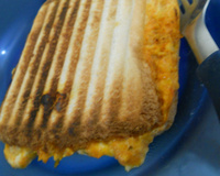 Prensado com creme de frango e queijo branco