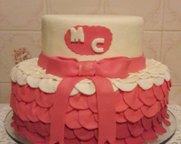 Bolo de nozes com pasta americana