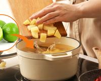 Truque do limão na água da batata é uma dica muito simples que muda o prato