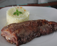 Costelinha de Porco no Mel e Sal Grosso