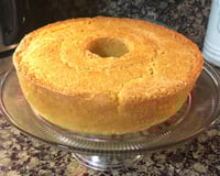 Bolo cremoso de milho em lata