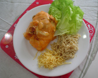 Rolês de frango ao molho rosê