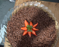 Sobremesa chococreme com morango