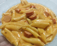 Macarrão com salsicha na pressão da Simone