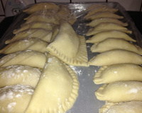 Massa caseira para pastel