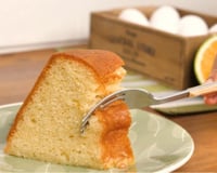 A receita de bolo de laranja preferida dos meus filhos: massa fofinha e ainda perfuma a casa, adoro com café!
