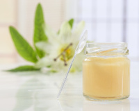 Geleia real: 5 benefícios para você consumir esse delicioso alimento