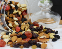 Castanhas, amendoim ou amêndoas? Descubra a noz menos calórica para incluir no seu lanche saudável de todos os dias