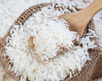 Arroz branco e suas polêmicas: afinal, podemos comer à vontade ou é preciso ter cuidado?