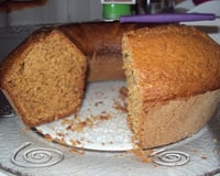 Bolo de aveia e açúcar mascavo