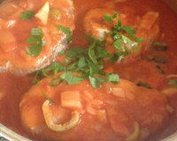 Cação ao molho vermelho