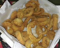 Anéis de cebola temperados