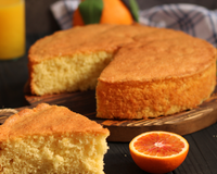 Bolo de laranja muito fofinho e sem glúten é a receita perfeita para tomar com um cafezinho hoje