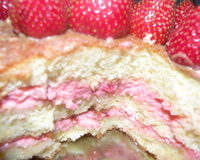 Bolo mousse de morango