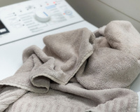 Parece limpa, mas... Essa é a frequência certa para lavar a sua toalha de banho e evitar infecções de pele