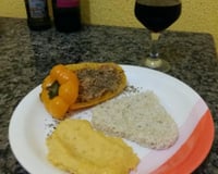 Pimentão recheado com carne moída