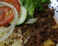 Arroz com carne moída e batata