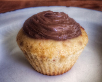 Cupcake de paçoca simples e gostoso