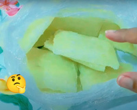 A minha vida mudou depois que aprendi a fazer esses cubinhos de cebola congelada: não precisa de óleo, não escurece e dura por muito tempo