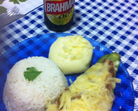 Canoa de abobrinha recheada com carne moída