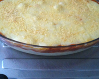 Purê de aipim recheado com queijo e carne moída