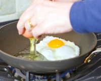 Consumir ovos: especialistas compartilham dicas "inusitadas, mas comuns" para potencializar seus benefícios