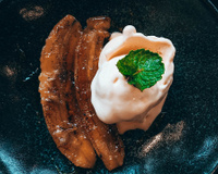 Banana Brûlée: sobremesa fácil com cara de restaurante chique, uma receita crocante, cremosa e sem complicação