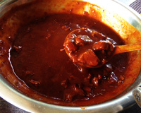 Carne ao molho de cerveja preta