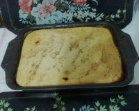 Bolo de banana caramelizada fácil