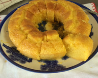 Bolo de mexerica com calda durinha